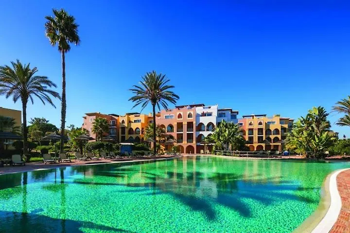 Tropical Garden View - Lagos - Meia Praia Beach